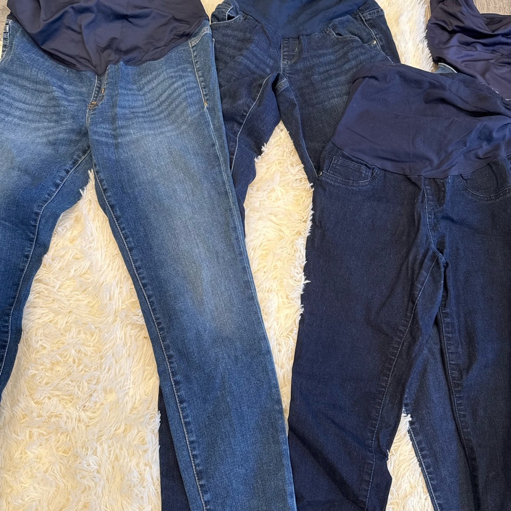 Lot of 4 Maternity Jeans size 28 and Small
Abercrombie
Jessica Simpson
J crew